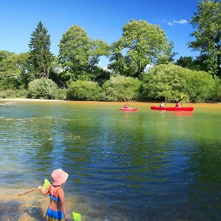 Campsite Domaine De L'epinette Chatillon (Jura)
