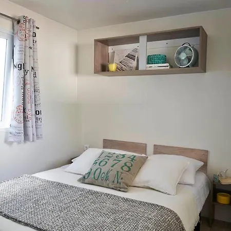 Domaine De L'epinette Campsite 3*